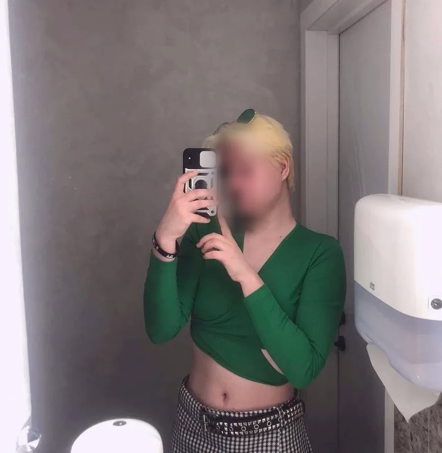 Angelika, 20