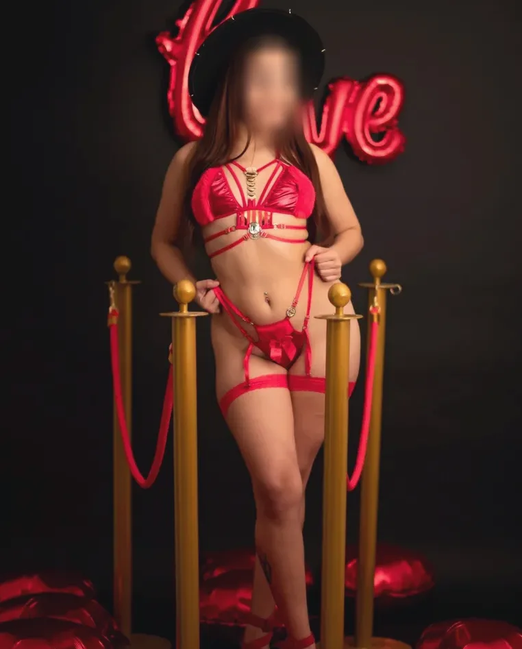 Elisa, 21