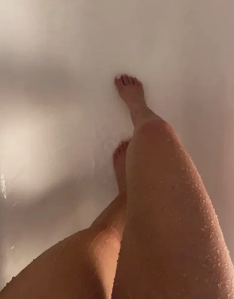Nicole, 31